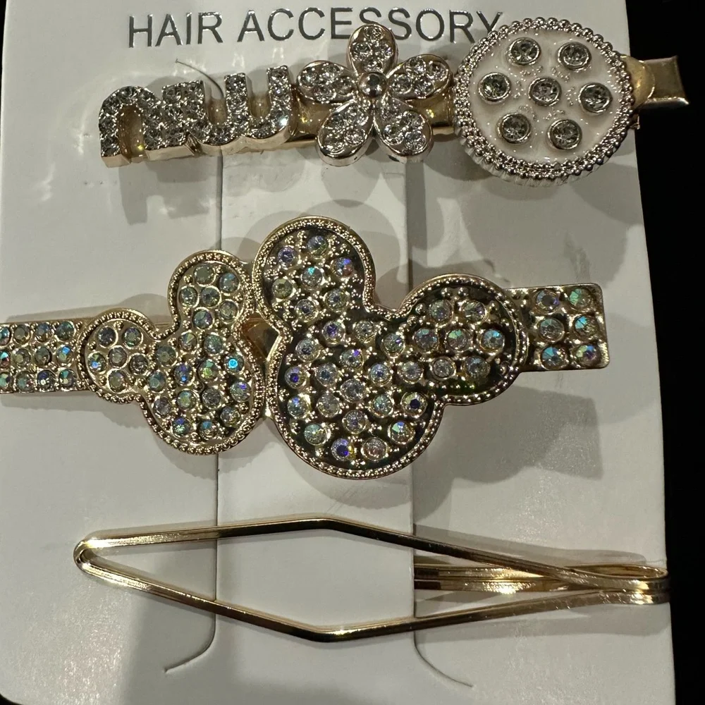 Mickey hair clip